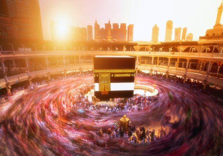 Top 5 Essential Umrah Tips for First-Time Pilgrims in Saudi Arabia